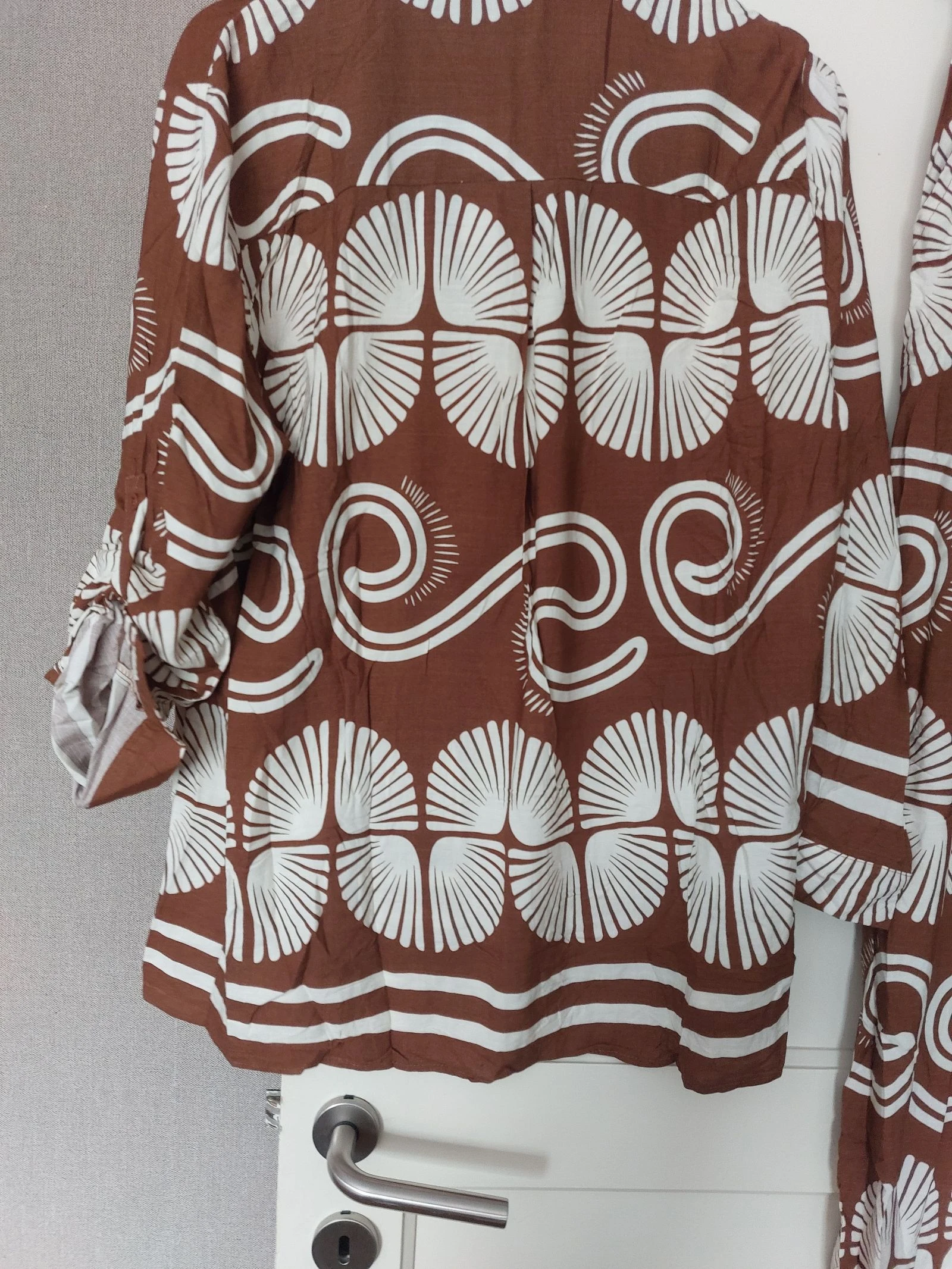 Ensemble pantalon et chemise  – photo 3